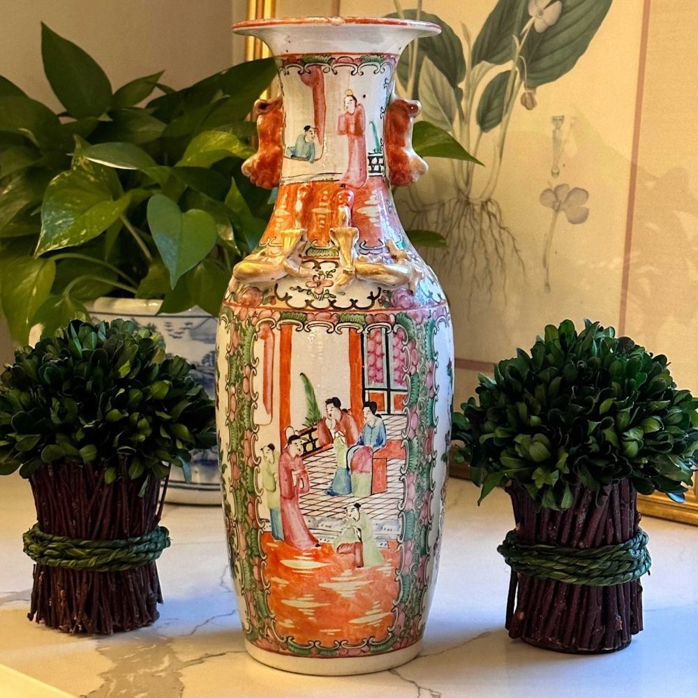 Famille Rose Chinese Porcelain Vase - Antique - Chinoiserie - Grandmillennial